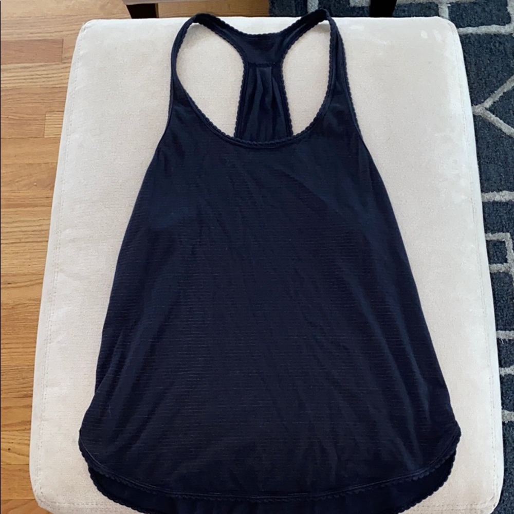 lululemon black tank